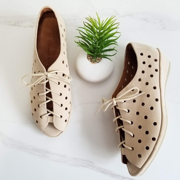 l'amour des pieds Shoes - L'AMOUR DES PIEDS Boccoo Peep Toe Oxfords Beige